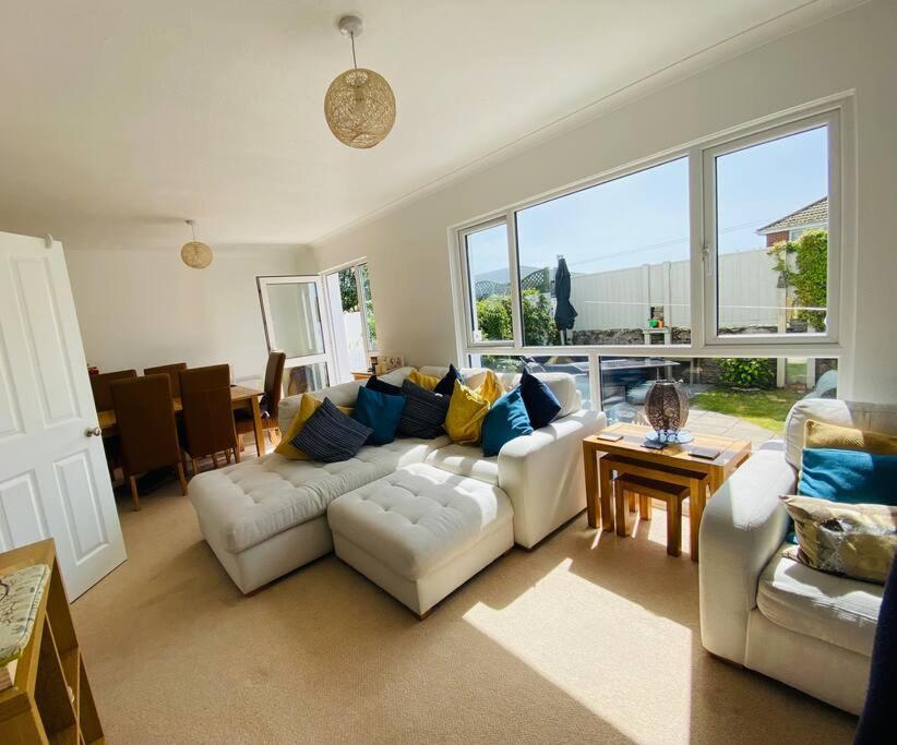 A Peaceful Holiday Home By The Sea ブリックハム エクステリア 写真